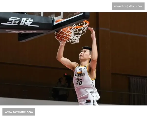 以防守为核心构建团队战术体系提升比赛稳定性和胜率分析